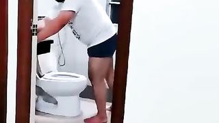 【郭照queen】继续监督家务狗捏脚做家务【44分钟】