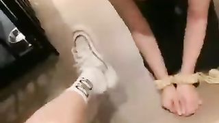 【汏典s】重口，臭鞋，脏鞋垫折磨文文