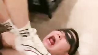 【汏典s】重口，臭鞋，脏鞋垫折磨文文
