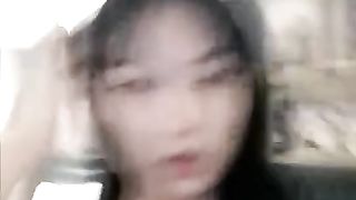 大学生rena被舔脚