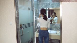 Chinese Ballbust in Tight Jeans