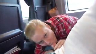 Deutsch Saugen Dick On The Train Ride