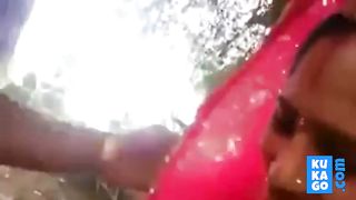 Shy Newly Married Bhabhi Blowjob Dewar In Khet