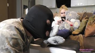 BIANCA - 18 yo girl - Chatting with friends and Foot worship