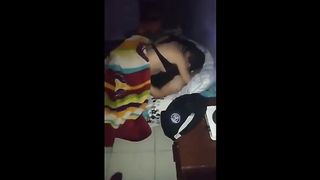 Sahbi wari ynik fi madamteh min darhom raho mariag