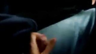 Geile blonde Milf fickt im Wald