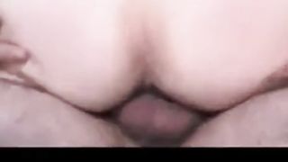 Haarige Reife reitet gerne