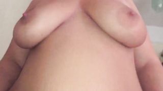 Me (xx777) making a prostitute cream on my dick