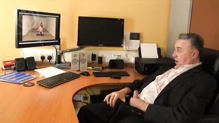 MW - Office Wank Humiliation (WL-1291)