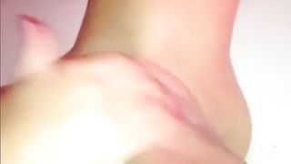 Wir wichsen zusammen Teil 2