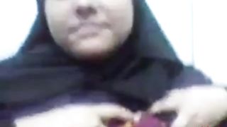 Pakistani Girl Boobs and Pussy Exploring