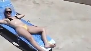 Wanking-off on Her #2 (Blonde Babe)