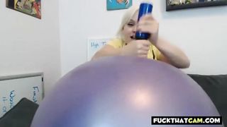 Short But Stacked Webcam Model Bounces