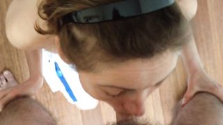 Kehlenfick mit schöner Zunge Arbeit