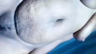 une idiote camerounaise sexhibe pour son gars