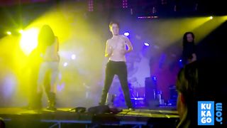 amateur nude stage concert 3