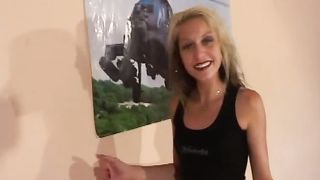 Femaledom - I Want You To Kick Me - Nancy