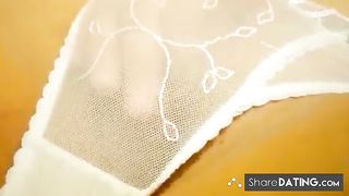 Finger Orgasm in my knickers