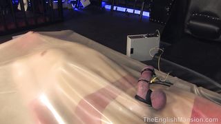 TheEnglishMansion - Vacbed Handjob Tease (Sidonia)