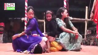 CUSHION TO INDIAN WOMEN