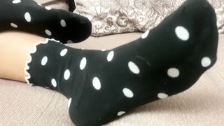 Sexy Feet Girl changes Socks