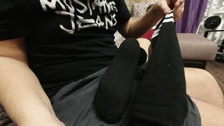 SEXY GIRL IN PANTYHOSE DRESSES AND SHOW SOCKS FOOT FETISH