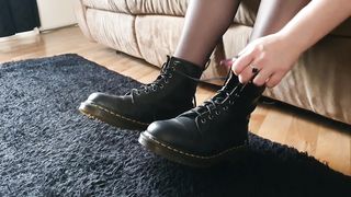 A Stinky Nylon Foot Show