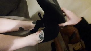 Get my Shoes off Slave