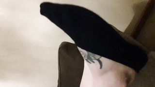 Get my Shoes off Slave