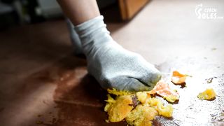 Czech Soles - Sofia in fruit-crushing spree in her worn socks
