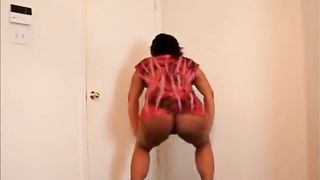 Twerking Tn The Kitchen