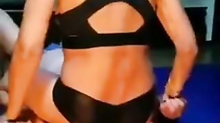 wrestling femdom facesitting smother