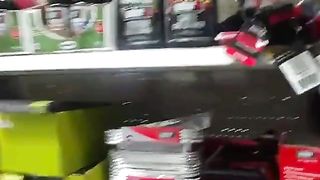 Quick fuck and squirt at Walmart