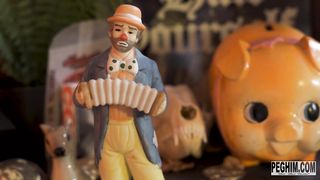 PegHim - Frankie wants his oil changed