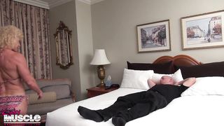 KinkyMuscle - Tracy - The Brutal Body Spa Neck Snap Clinic