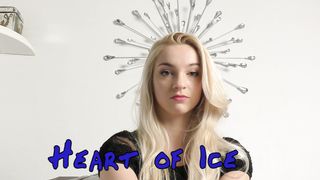 Mandy Marx - Swinging Denial