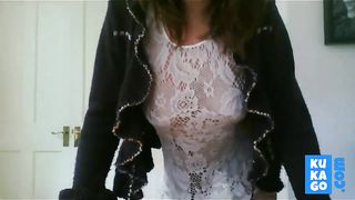 English slut strips and cums on kitchen table