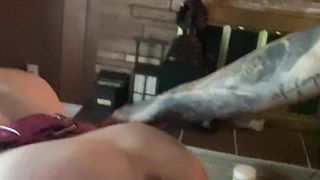 Mistress Damazonia fuckins slave ass