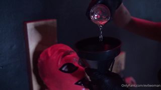 Lady Perse, Evilwoman play now