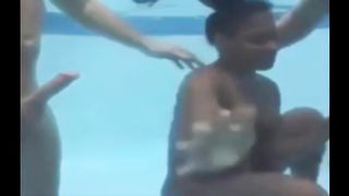 black woman  sucking 2 cocks underwater