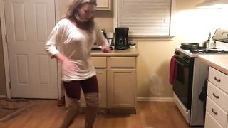 Homemade Ballbusting