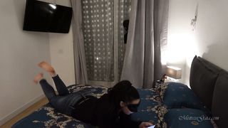 Mistress Gaia strapon