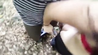 Beurette fait sa pute dans la foret derriere le quartier