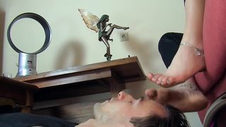 Dirty foot worship with anklets