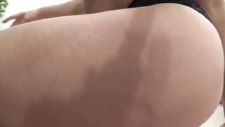 POV Villainess Defeats You With Kissing Choking Scissors Smothering