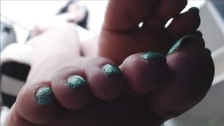 Worship Goddess Amy Wynter's Feet 3