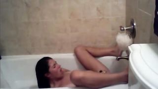 Sexy Slut Gets Off In The Bathtub