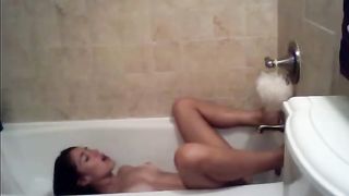 Sexy Slut Gets Off In The Bathtub