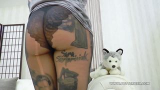 Sara Surprisink and a plush toy