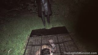 TheEnglishMansion - Cells - Night Pit Punishment